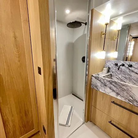Apartmán Luxueux Appartement, Avec Terrasse Vue Champs-elysees