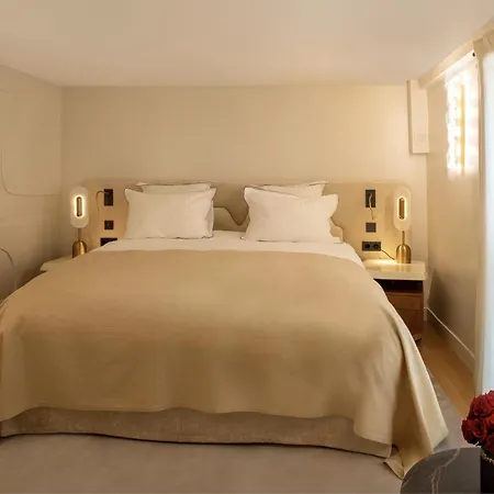Luxueux Appartement, Avec Terrasse Vue Champs-elysees *