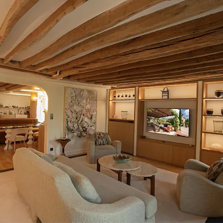 Luxueux Appartement, Avec Terrasse Vue Champs-elysees Apartment *