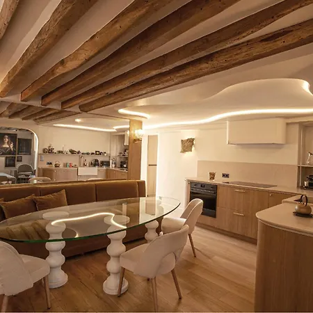 Luxueux Appartement, Avec Terrasse Vue Champs-elysees Apartment